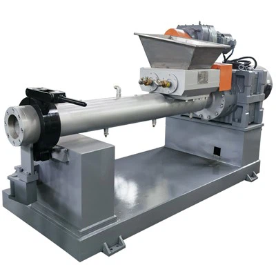Gumi extruder gép